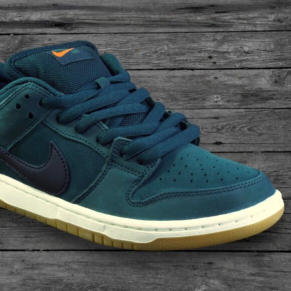 Nike SB Dunk Low Pro Shoes /Deep Fir-Black (Orange Label) (BRAND NEW) - Picture 4 of 6